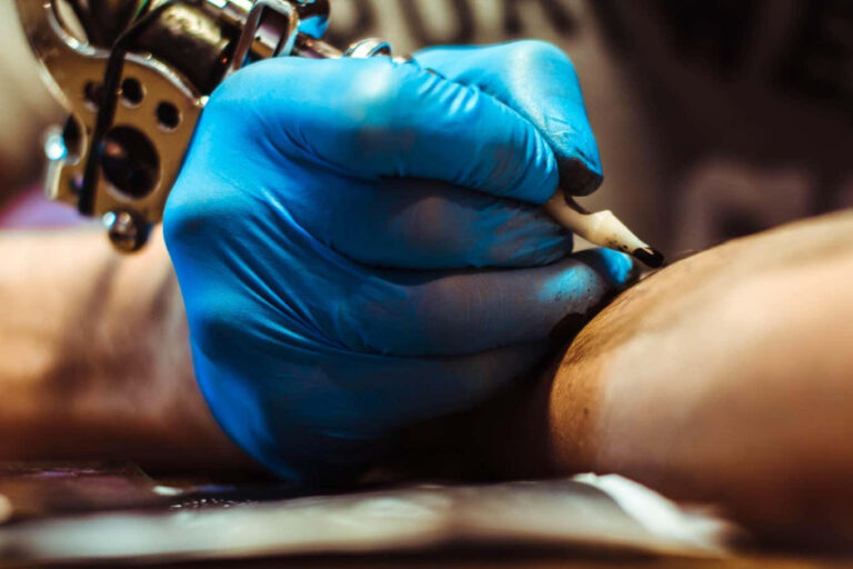 Tattooing may trigger localised damage to the immune system